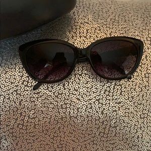 Vince Camuto Other - Vince Camuto cat eye sun glasses ! Vince Camuto Other - Vince Camuto cat eye sun glasses !